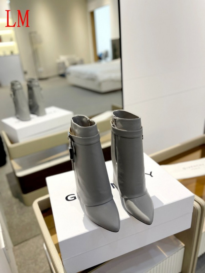 g1vency heel
