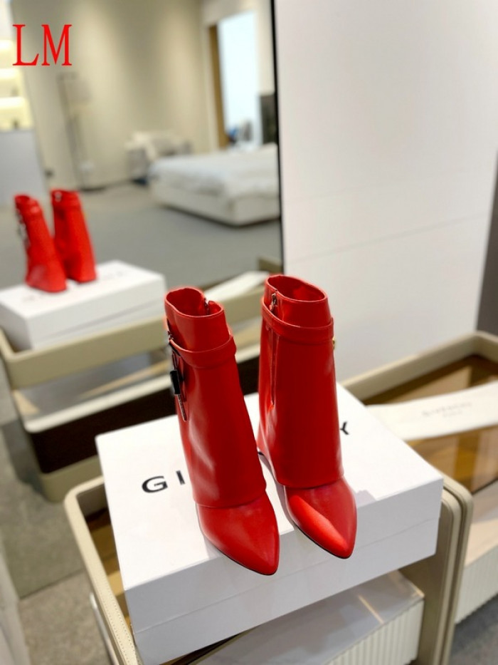 g1vency heel