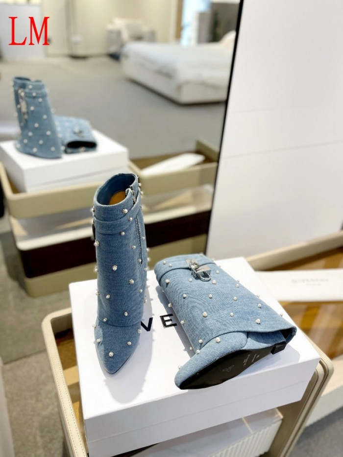 g1vency heel