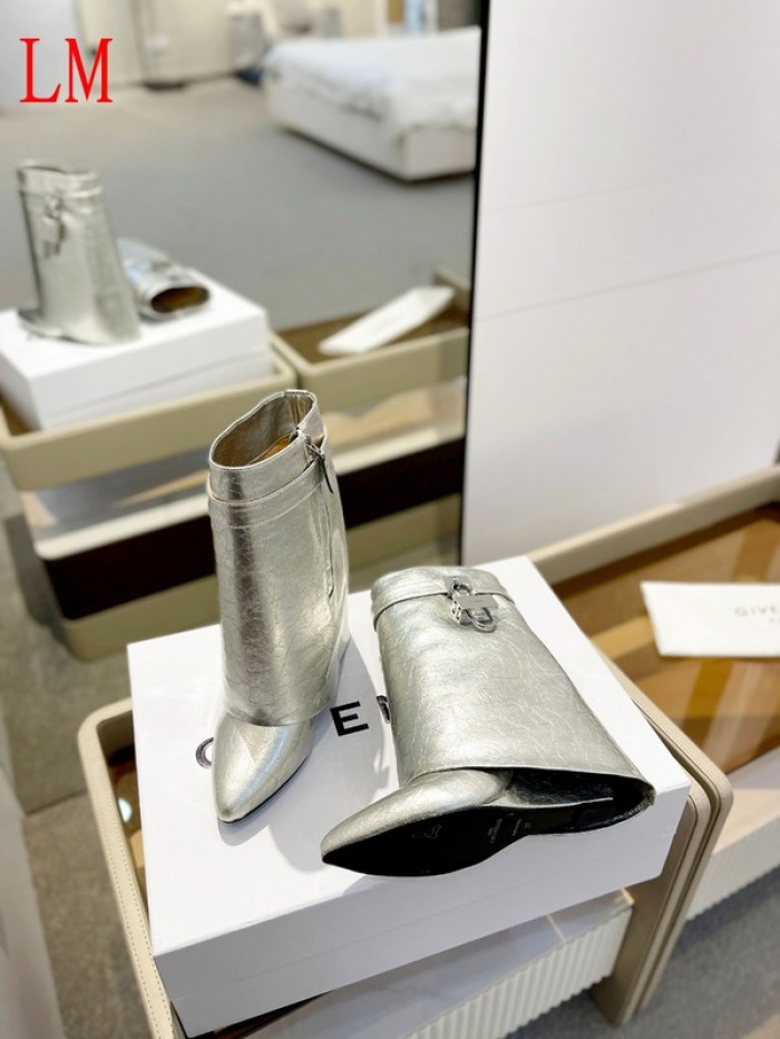 g1vency heel