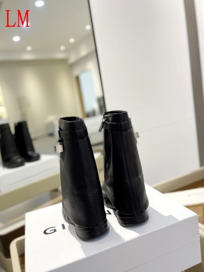 g1vency heel
