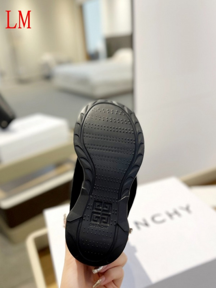 g1vency heel
