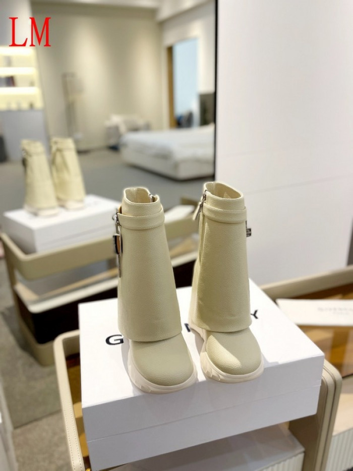 g1vency heel