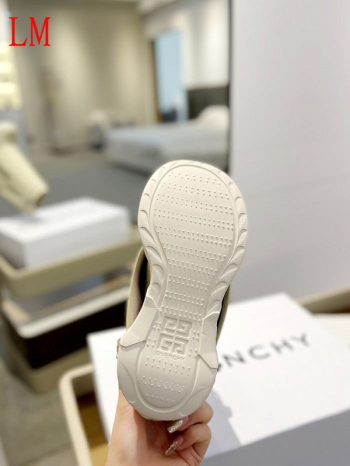 g1vency heel