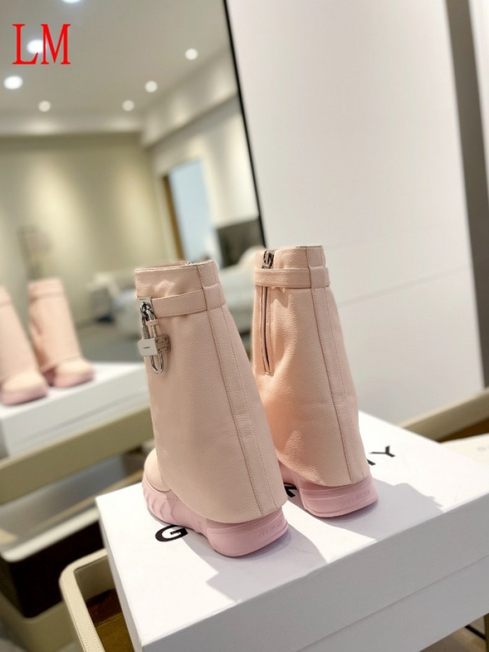 g1vency heel