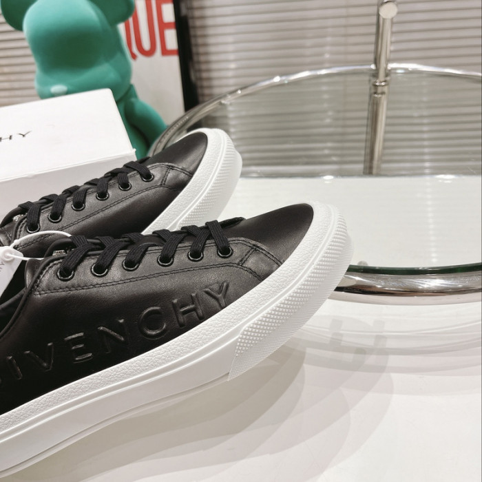 g1vency sneaker
