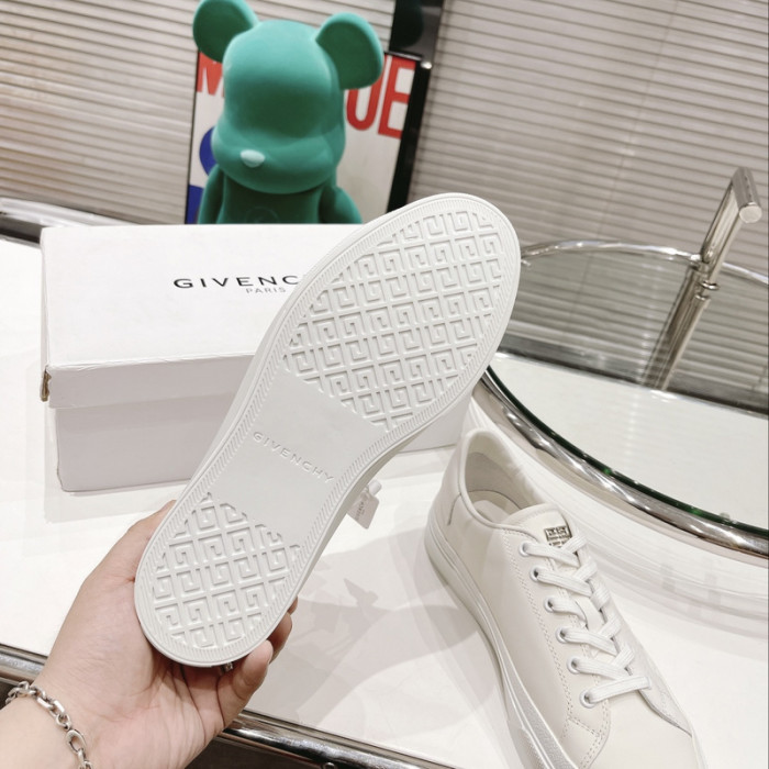 g1vency sneaker