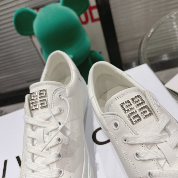 g1vency sneaker
