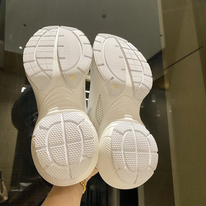 g1vency sneaker