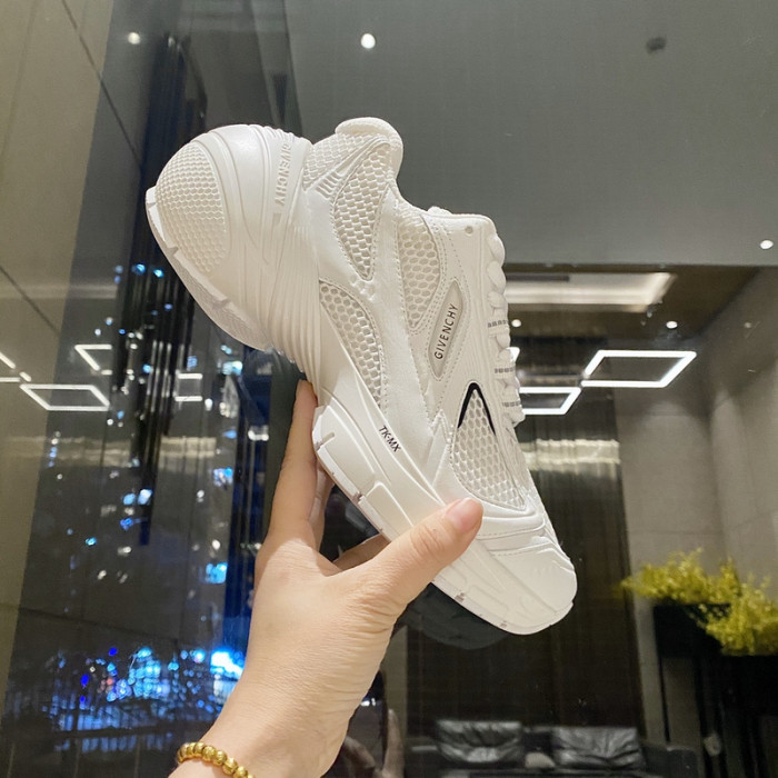 g1vency sneaker