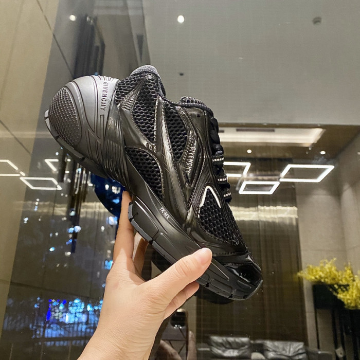 g1vency sneaker