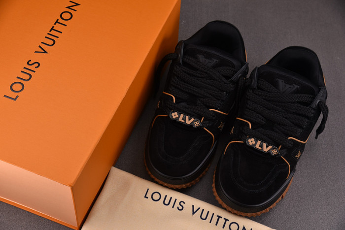 lovt sneaker