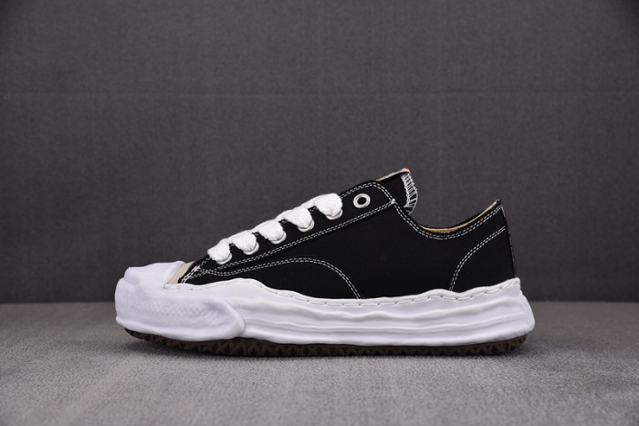 maison mihara yasuhiro sneaker