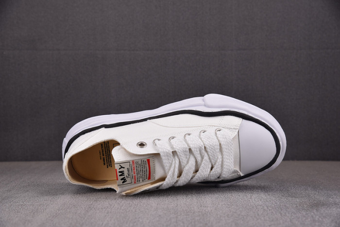 maison mihara yasuhiro sneaker