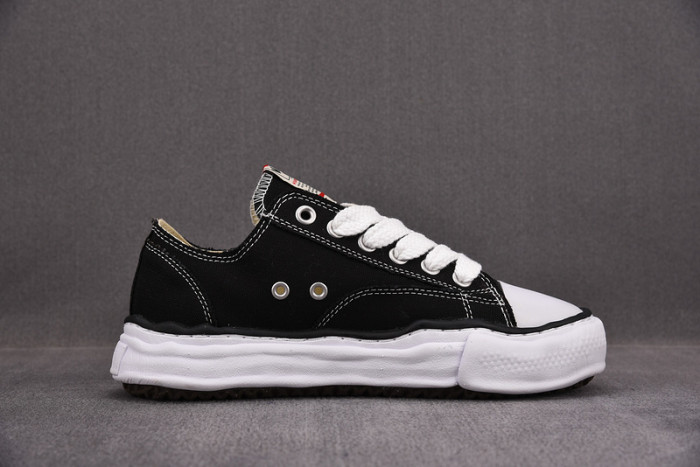 maison mihara yasuhiro sneaker
