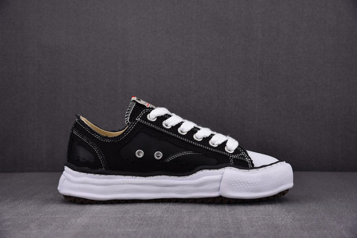 maison mihara yasuhiro sneaker