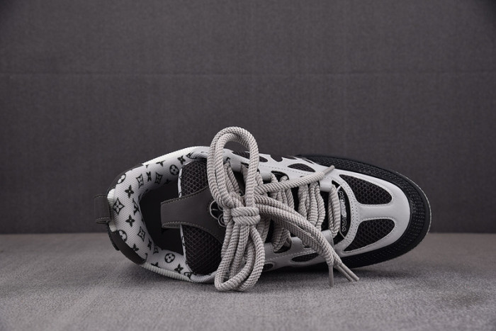 lovt sneaker