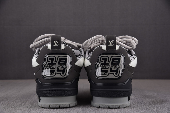 lovt sneaker