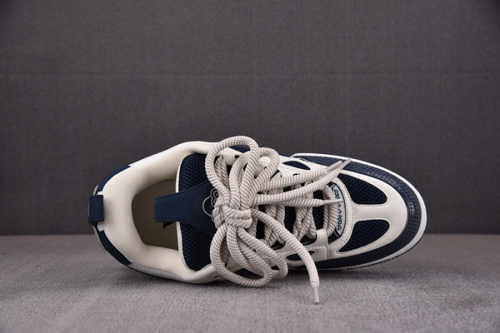lovt sneaker