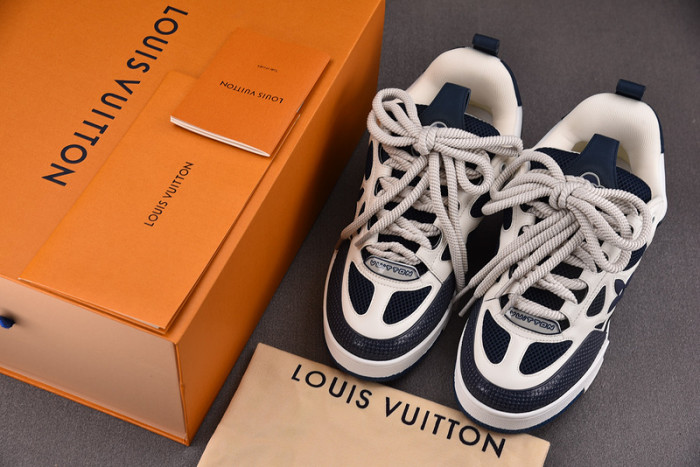 lovt sneaker