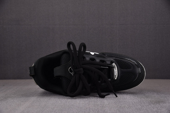 lovt sneaker