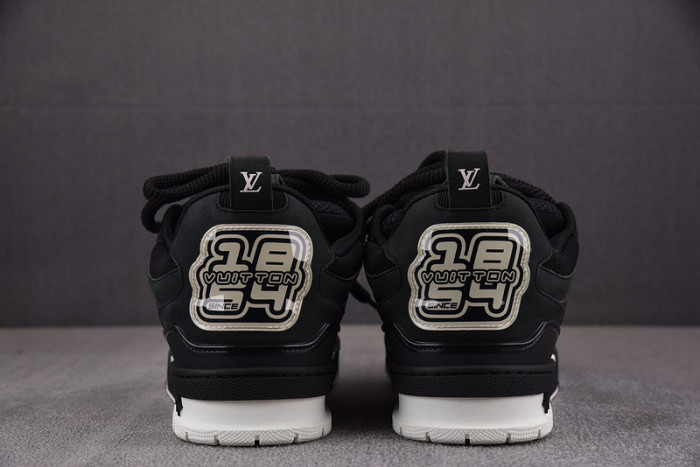 lovt sneaker