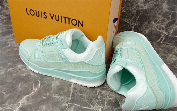 lovt sneaker