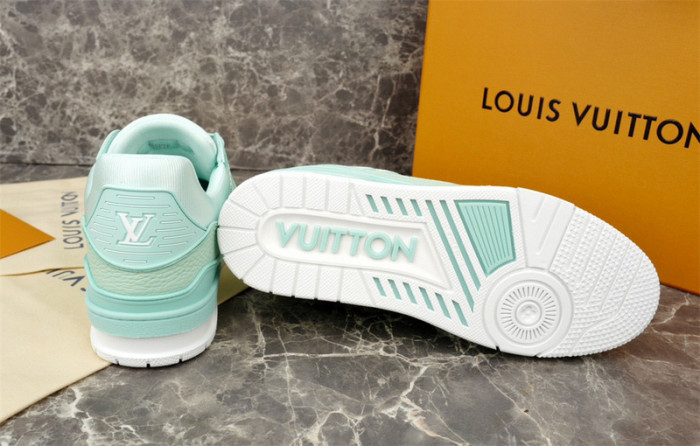 lovt sneaker