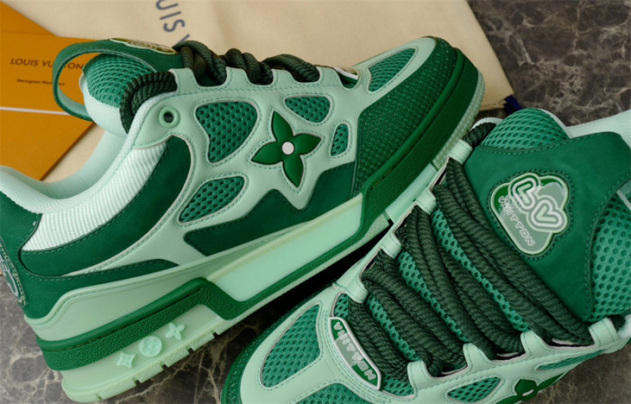 lovt sneaker