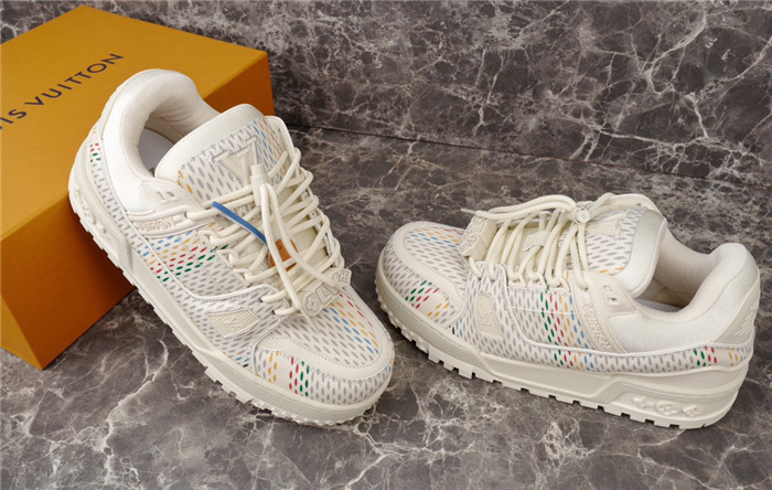 lovt sneaker
