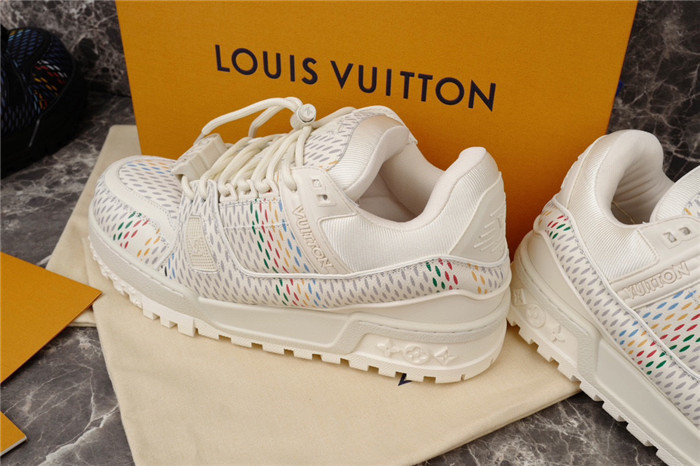lovt sneaker