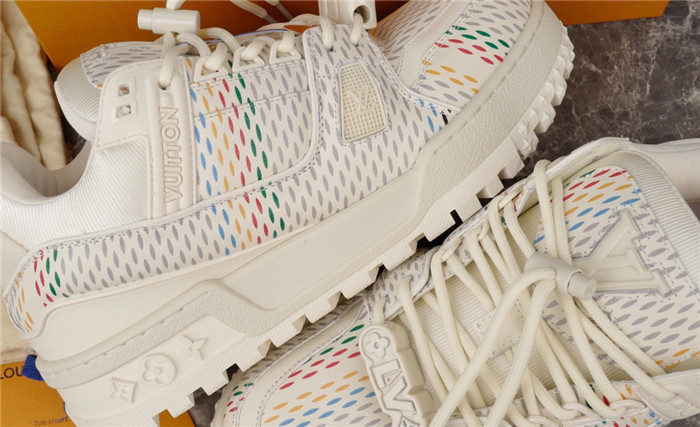 lovt sneaker
