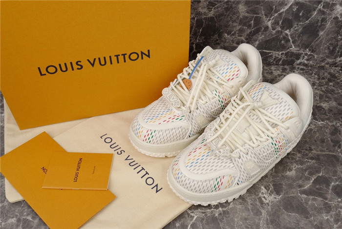 lovt sneaker