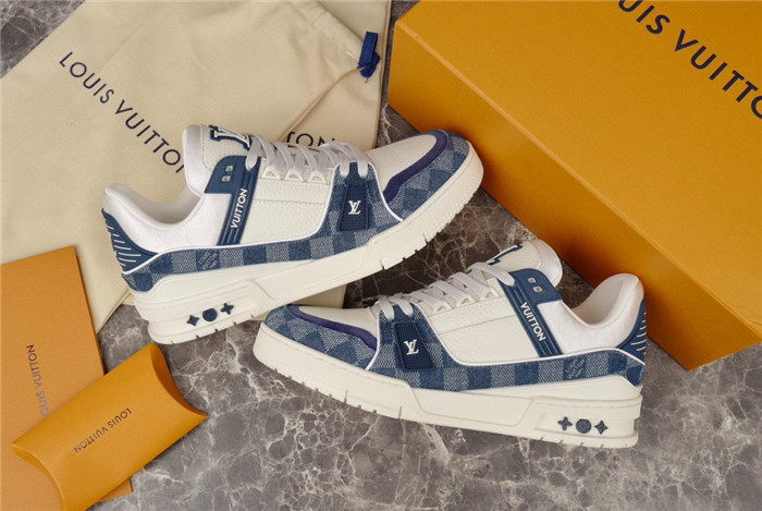 lovt sneaker