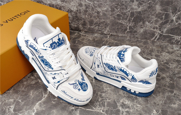 lovt sneaker