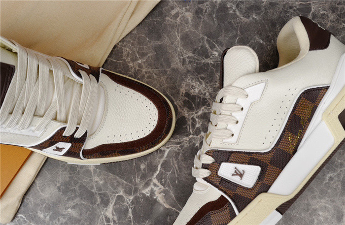 lovt sneaker