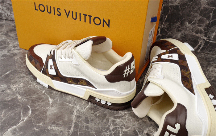 lovt sneaker