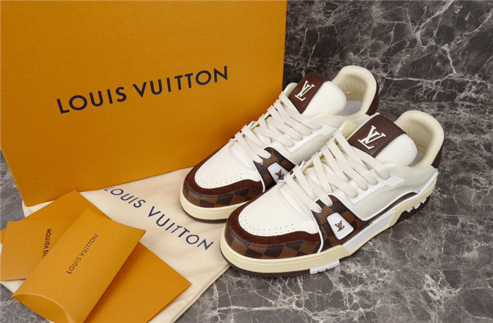 lovt sneaker