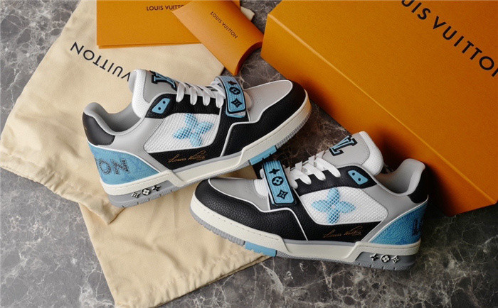 lovt sneaker