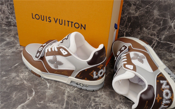 lovt sneaker