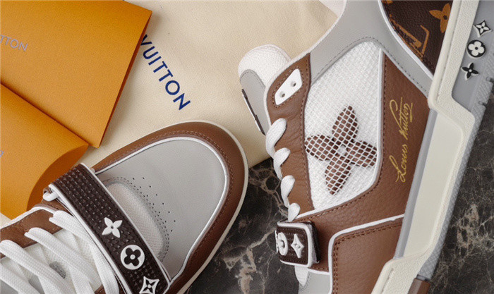 lovt sneaker