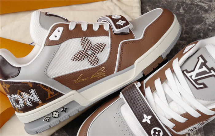 lovt sneaker