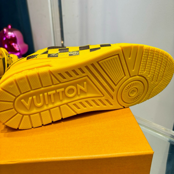 lovt sneaker