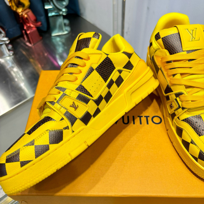 lovt sneaker
