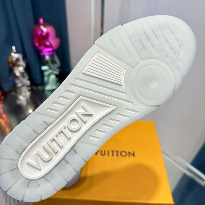 lovt sneaker