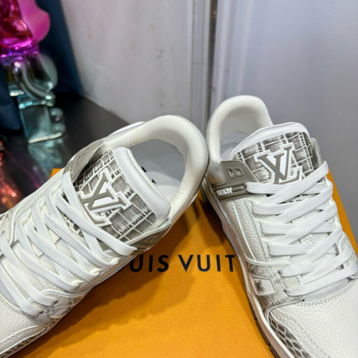 lovt sneaker