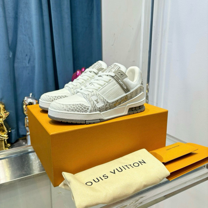 lovt sneaker