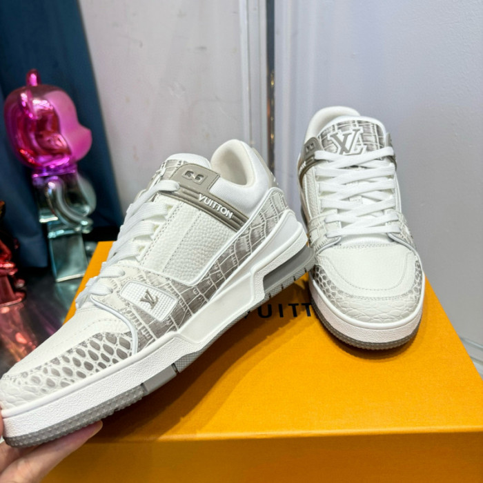 lovt sneaker