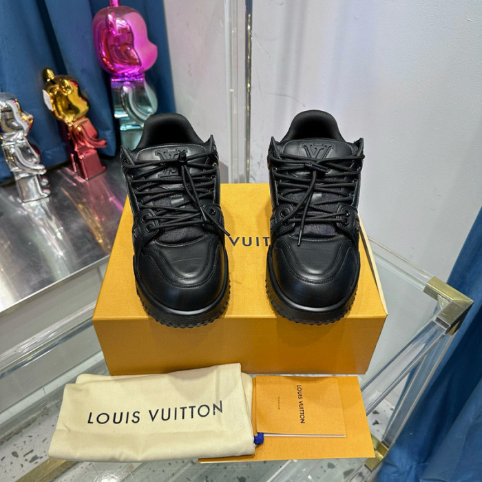 lovt sneaker