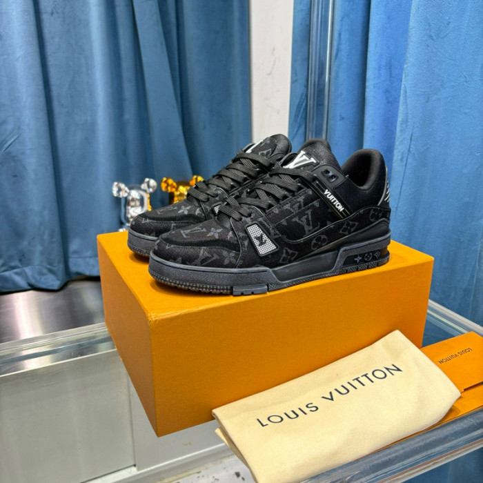 lovt sneaker